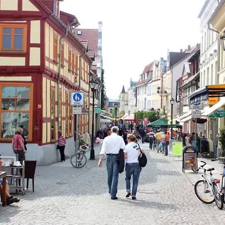 Semesterbostad Ferienwohnung Waren See 771